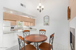 Photo #2: 6628915 Listing 