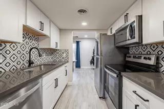 Photo #1: 6628925 Listing 