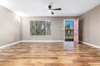 Photo #5: 6629006 Listing