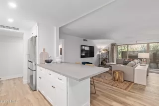 Photo #1: 6629024 Listing 