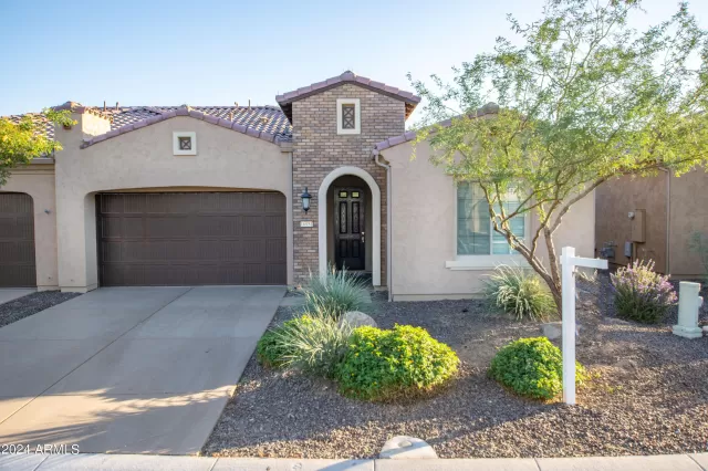 MLS: 6629330 Condo For Sale