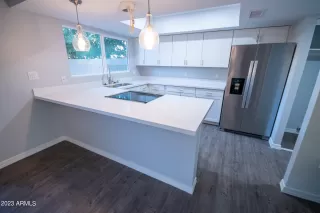 Photo #3: 6629438 Listing