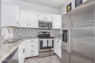 Photo #2: 6629549 Listing