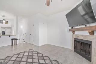 Photo #5: 6629549 Listing