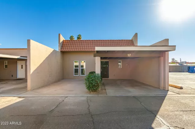 MLS: 6629626 Condo For Sale