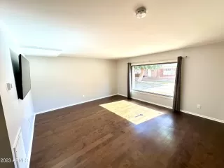 Photo #1: 6629631 Listing 