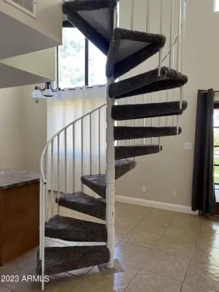 Photo #4: 6629651 Listing