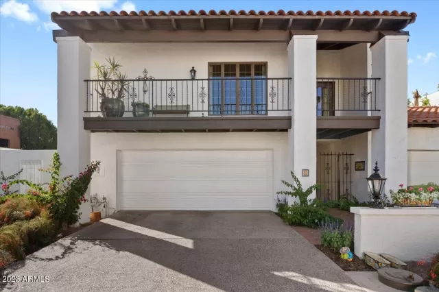 MLS: 6629710 Condo For Sale