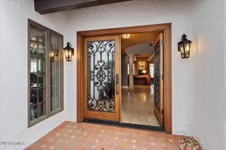 Photo #3: 6629710 Listing