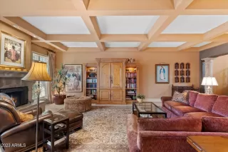 Photo #5: 6629710 Listing