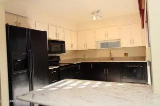 Photo #3: 6629735 Listing