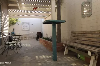 Photo #4: 6629735 Listing