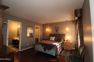 Photo #6: 6629735 Listing