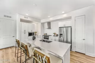 Photo #3: 6629974 Listing 