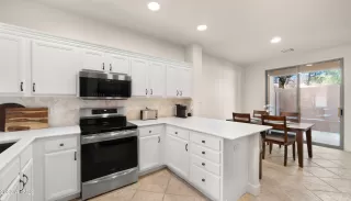 Photo #4: 6630047 Listing