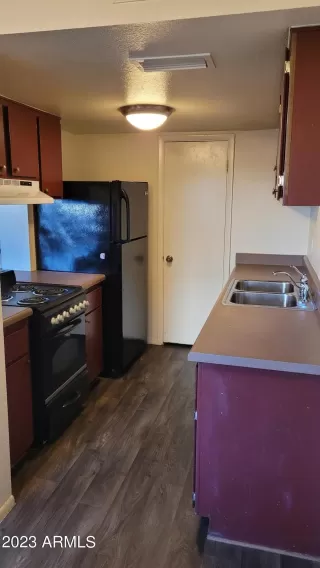 Photo #5: 6630129 Listing