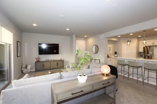 MLS: 6630131 Condo For Sale