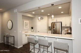 Photo #2: 6630131 Listing 