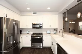 Photo #3: 6630131 Listing 