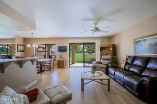 Photo #5: 6630197 Listing 