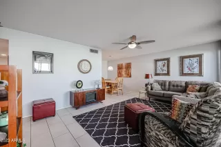 Photo #5: 6630278 Listing 