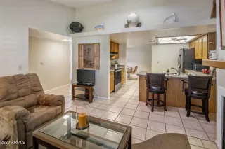 Photo #2: 6630492 Listing 