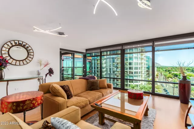 MLS: 6630595 Condo For Sale
