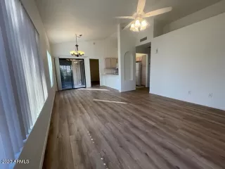Photo #4: 6630641 Listing 