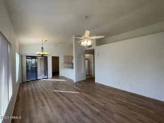 Photo #5: 6630641 Listing 
