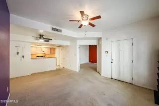 Photo #6: 6630656 Listing