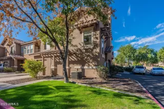 Photo #2: 6630894 Listing 