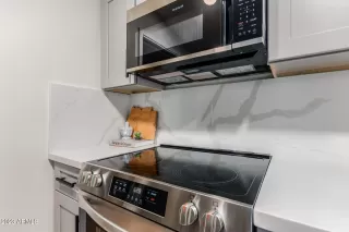 Photo #2: 6630970 Listing