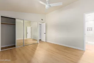 Photo #6: 6630970 Listing