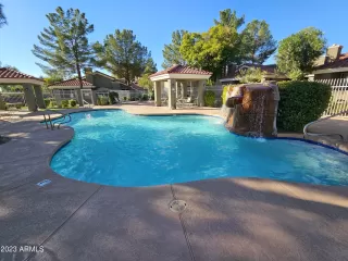 Photo #2: 6631075 Listing