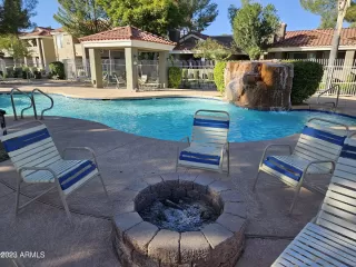 Photo #6: 6631075 Listing