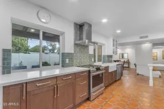 Photo #1: 6631251 Listing 