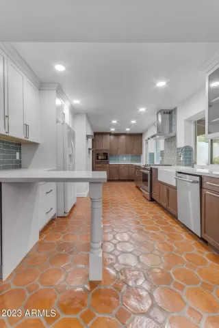 Photo #6: 6631251 Listing 