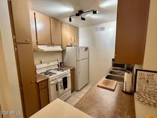 Photo #2: 6631431 Listing