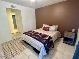 Photo #5: 6631431 Listing