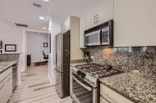 Photo #4: 6631582 Listing 