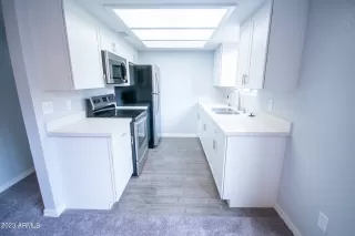 Photo #2: 6631590 Listing