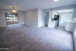 Photo #3: 6631590 Listing