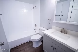 Photo #6: 6631590 Listing