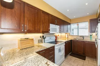 Photo #1: 6631760 Listing 