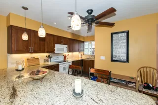 Photo #3: 6631760 Listing 