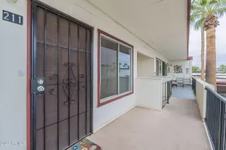 Photo #2: 6631789 Listing 