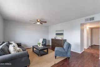Photo #5: 6631789 Listing 