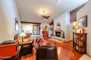 Photo #3: 6631869 Listing 