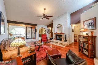 Photo #4: 6631869 Listing 