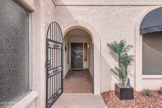 Photo #2: 6632006 Listing